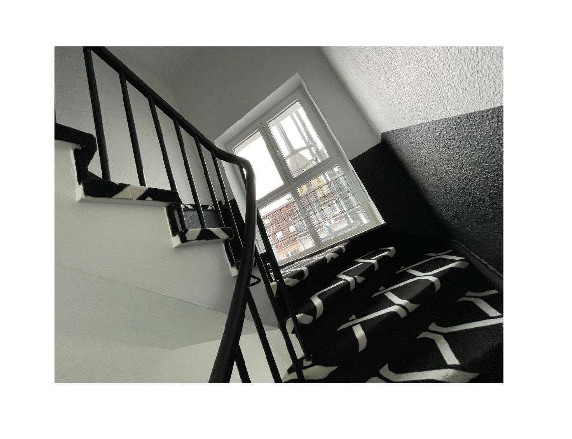Smarty Cologne Dom Hotel - Boardinghouse - Kontaktloser Self Check-In Exterior foto